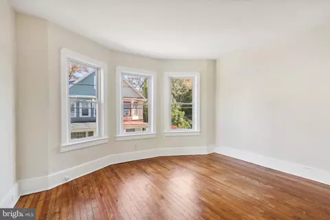 Living - 22 Lee Ave, Haddonfield, NJ 08033 photo 6 of 7