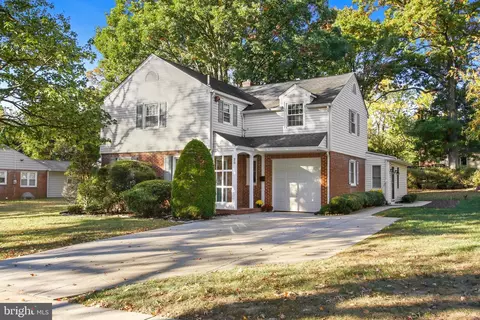 20 Merion Rd, Cherry Hill, NJ 08002