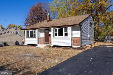 915 Bentley Rd, Lindenwold, NJ 08021