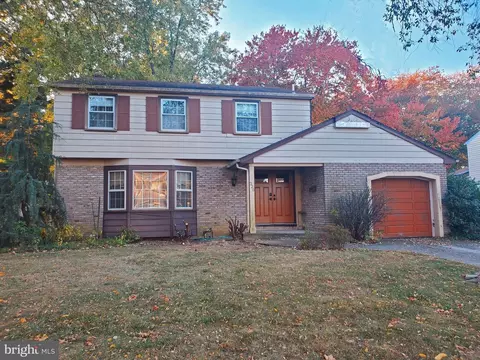326 Royal Oak Ave, Cherry Hill, NJ 08002