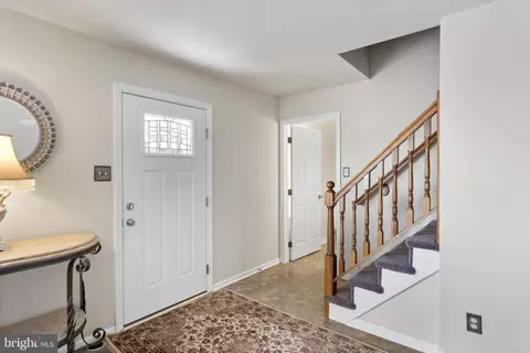 Entry Way - 5 E Judith Dr, Hammonton, NJ 08037 photo 1 of 3