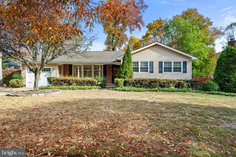 14 Old Town Rd, Cherry Hill, NJ 08034