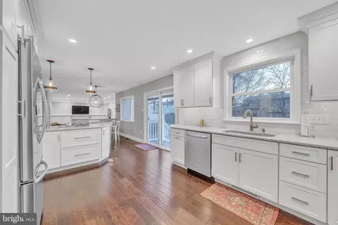 1802 Morris Dr, Cherry Hill, NJ 08003