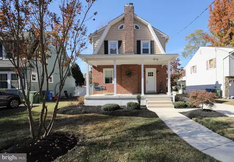 40 Grant Ave, Cherry Hill, NJ 08002