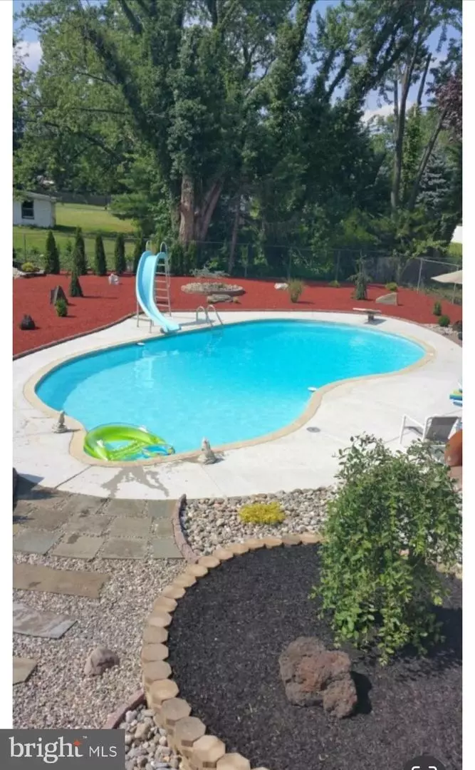 Exterior - 428 Yale Ave, Cherry Hill, NJ 08002 photo 2 of 3
