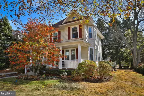 104 Harvard Ave, Stratford, NJ 08084