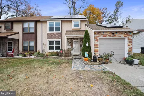22 Bryan Dr, Voorhees, NJ 08043