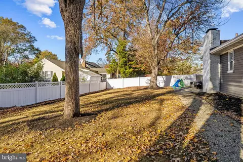 Exterior - 120 Covered Bridge Rd, Cherry Hill, NJ 08034 photo 6 of 8