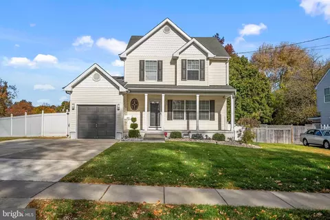 201 Drexel Ave, Blackwood, NJ 08012