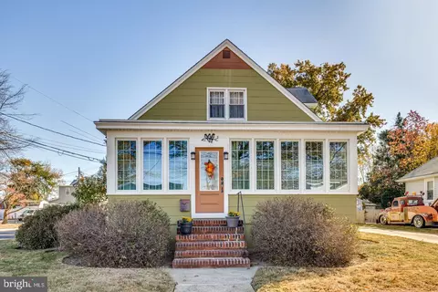 642 Charles St, Mount Ephraim, NJ 08059