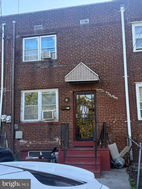 961 N 36th St, Camden, NJ 08105
