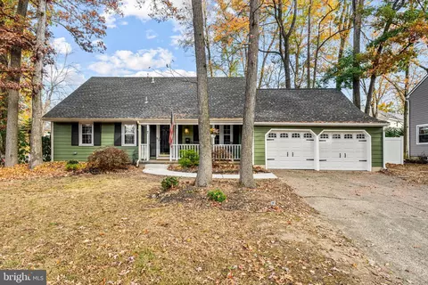 7 Kaywood Ln, Cherry Hill, NJ 08034