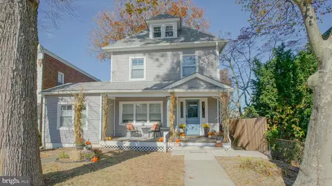 25 W Merchant St, Audubon, NJ 08106