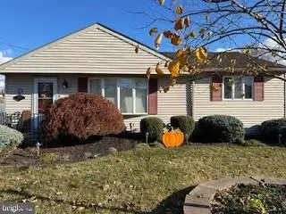 214 Edwards Ave, Barrington, NJ 08007