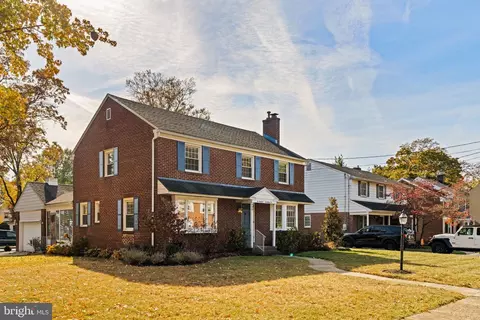 Exterior - 600 Graisbury Ave, Haddonfield, NJ 08033 photo 2 of 13