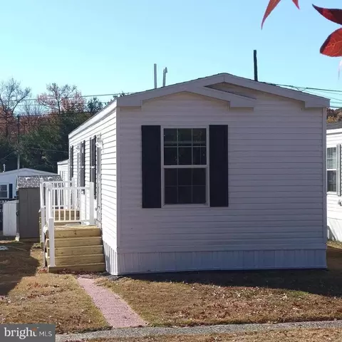 1405 Farrell Ave #304, Cherry Hill, NJ 08002