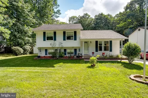 130 W Clearview Ave, Pine Hill, NJ 08021