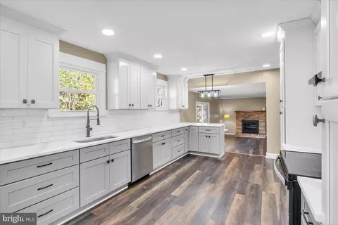 1016 Somerset Ave, Voorhees, NJ 08043