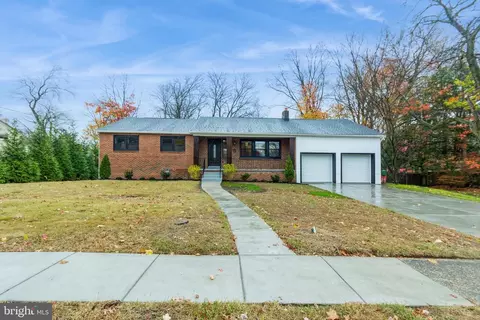 505 Lake St, Haddon Heights, NJ 08035