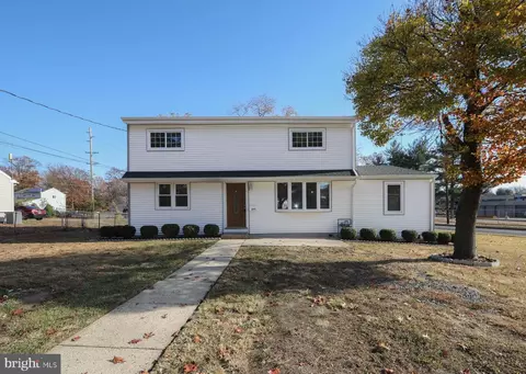7954 Balfour Rd, Pennsauken, NJ 08110