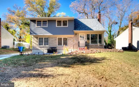 17 Chestnut Ter, Cherry Hill, NJ 08002