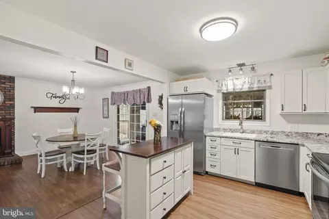 107 Braddock Ave, Hammonton, NJ 08037 photo 12