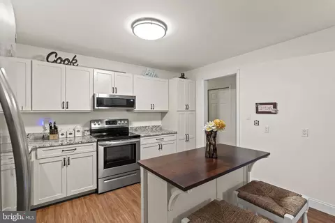 107 Braddock Ave, Hammonton, NJ 08037 photo 8
