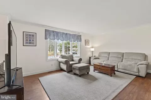 107 Braddock Ave, Hammonton, NJ 08037 photo 5
