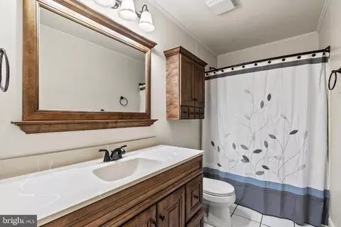 107 Braddock Ave, Hammonton, NJ 08037 photo 19