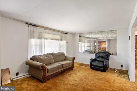 313 W Evesham Rd, Runnemede, NJ 08078 photo 5