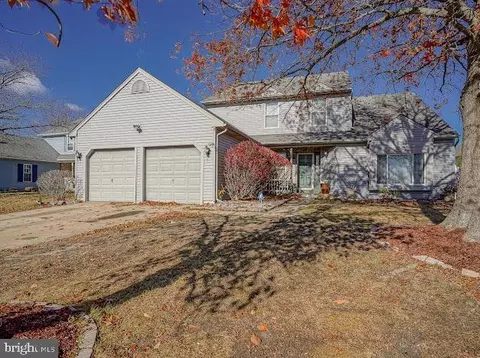 1 Country Holw, Sicklerville, NJ 08081