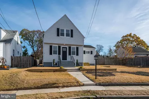 1008 Woodland Ave, Glendora, NJ 08029