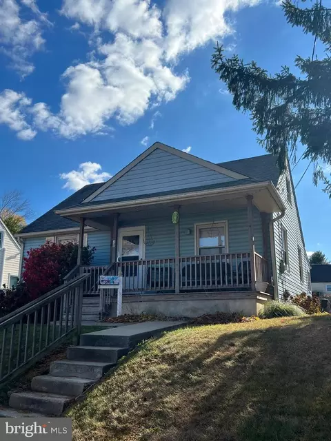 20 E 11th Ave, Runnemede, NJ 08078