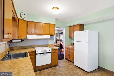 Kitchen - 1014 Berlin Rd, Cherry Hill, NJ 08034 photo 4 of 4