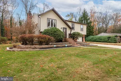111 White Oak Rd, Cherry Hill, NJ 08034