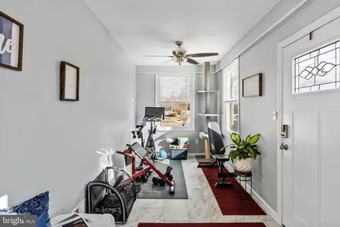 Entry Way - 308 Mount Vernon Ave, Laurel Springs, NJ 08021 photo 2 of 4