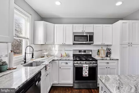 Kitchen - 308 Mount Vernon Ave, Laurel Springs, NJ 08021 photo 4 of 4