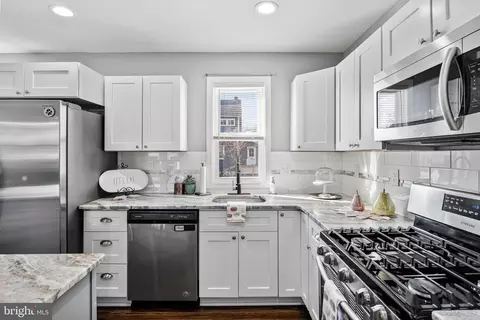 Kitchen - 308 Mount Vernon Ave, Laurel Springs, NJ 08021 photo 3 of 4
