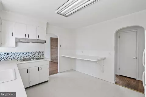 Kitchen - 36 Pinehurst Dr, Atco, NJ 08004 photo 2 of 3