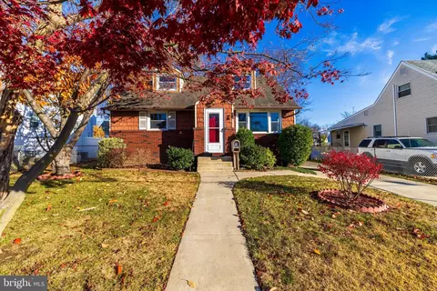 321 Warren Ave, Bellmawr, NJ 08031