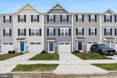 118 Rowand Way E, Clementon, NJ 08021