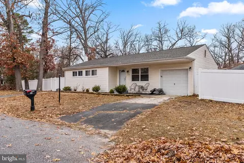 103 W Woodburn Ave, Pine Hill, NJ 08021