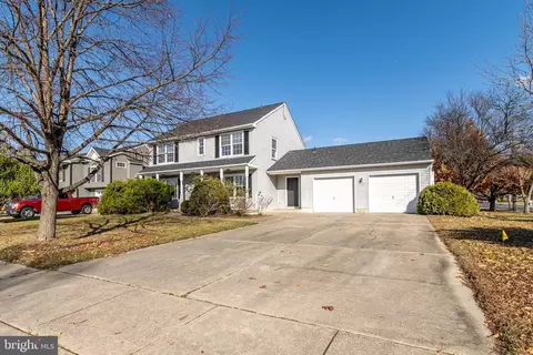 1 Staffordshire Rd, Cherry Hill, NJ 08003