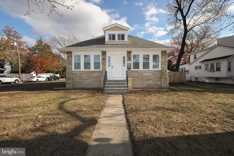 6502 Browning Rd, Pennsauken, NJ 08109
