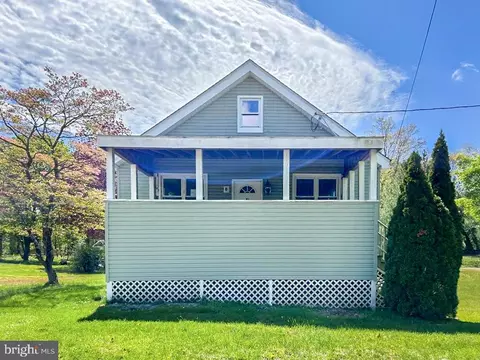 183 Clementon Rd, Berlin, NJ 08009