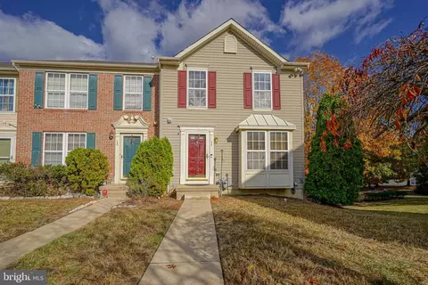 11 Players Ln, Pine Hill, NJ 08021