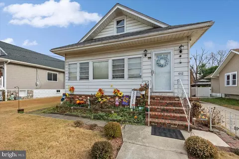 612 W Graisbury Ave, Audubon, NJ 08106