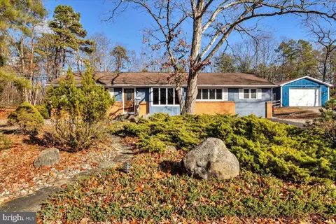 11 Penn Rd, Voorhees, NJ 08043