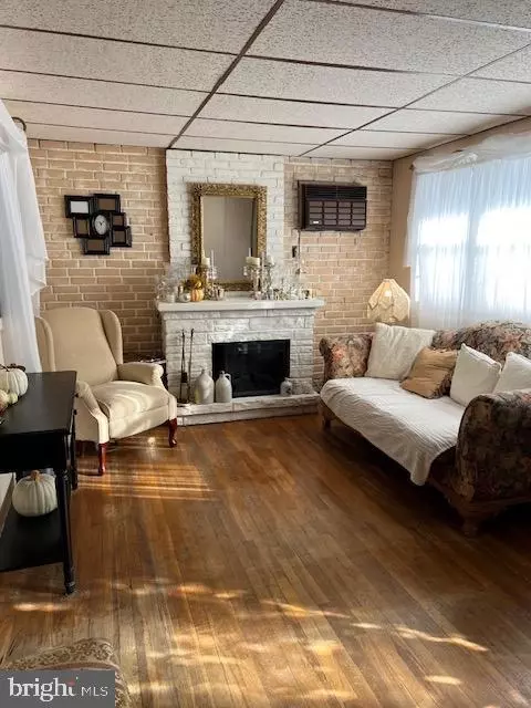 30 Hill Dr, Pine Hill, NJ 08021 photo 2