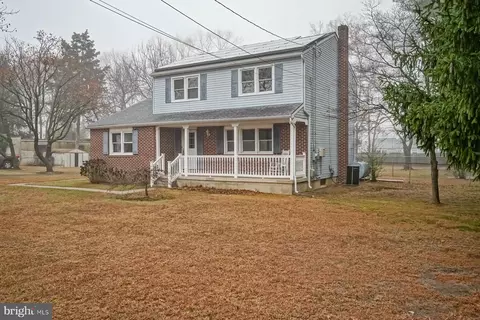 270 Fairview Ave, West Berlin, NJ 08091